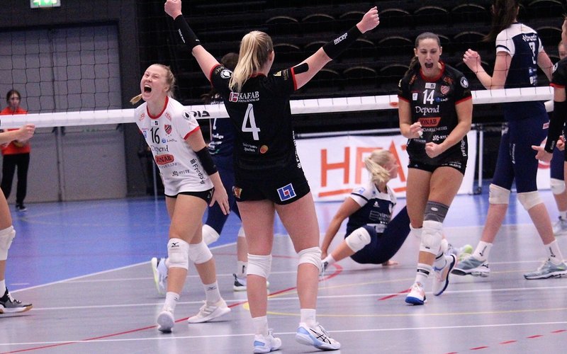 Bildbeskrivning saknas för evenemanget: Hylte/Halmstad Volley - Derby för damerna och killarna nyblivna GP-vinnare!
